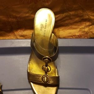 Ladies gold sandal